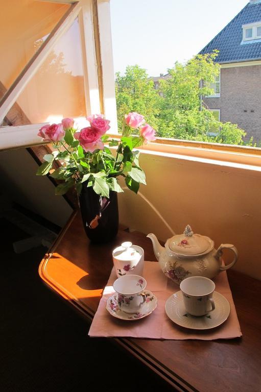 Wild Roses Bed & Breakfast อัมสเตอร์ดัม ภายนอก รูปภาพ
